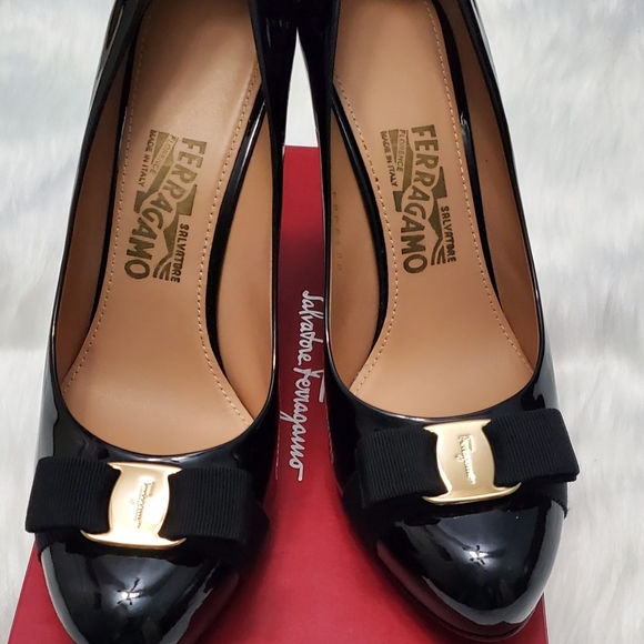 PIMPA HIGH HEELS SHOE. SIZE 10 1/2 WITH BOX Incd - Picture 1 of 9